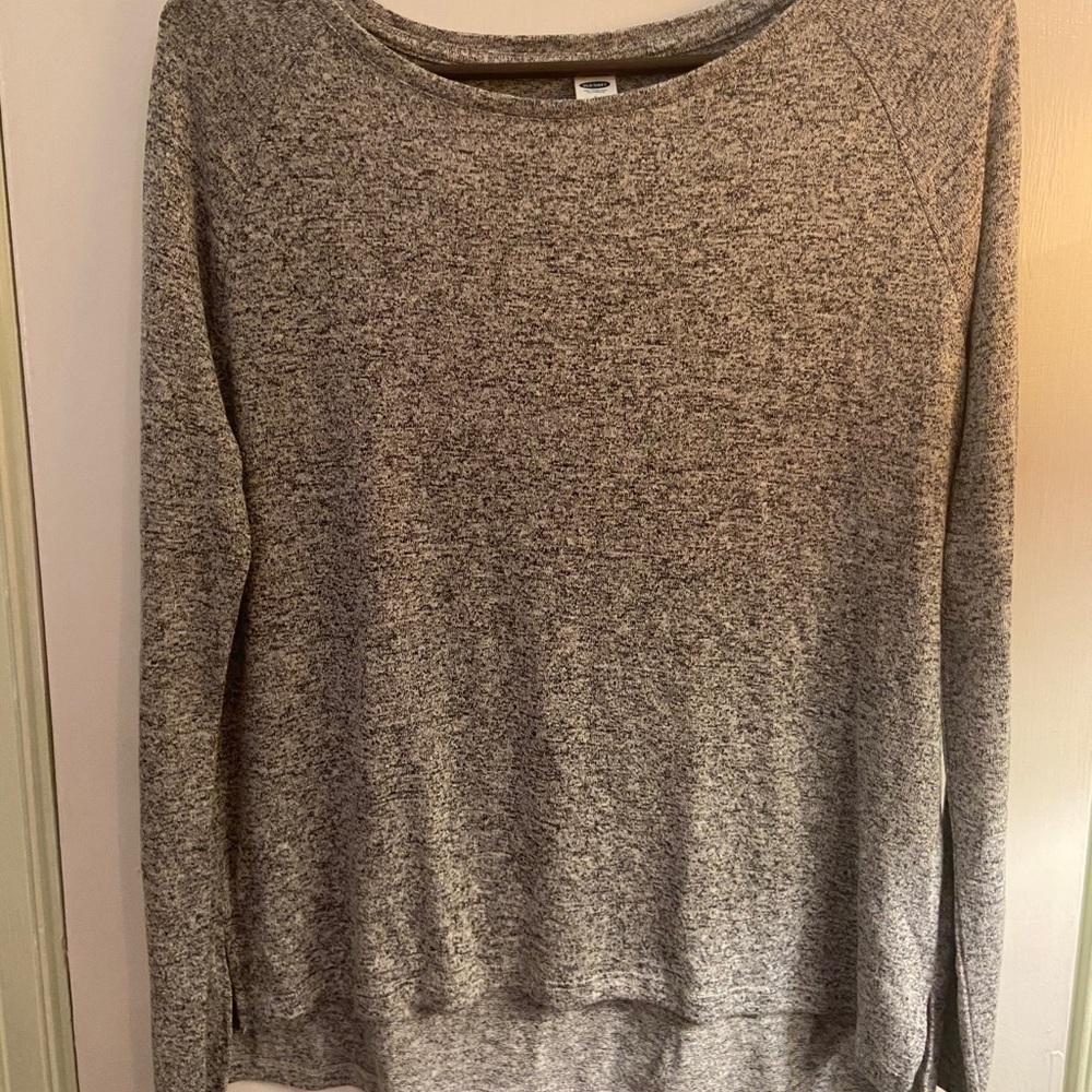 Women’s Old Navy Long Sleeve Gray Sweater Size S